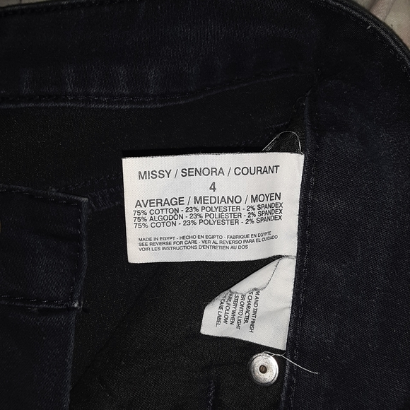 Cutoff denim shorts - Picture 3 of 4